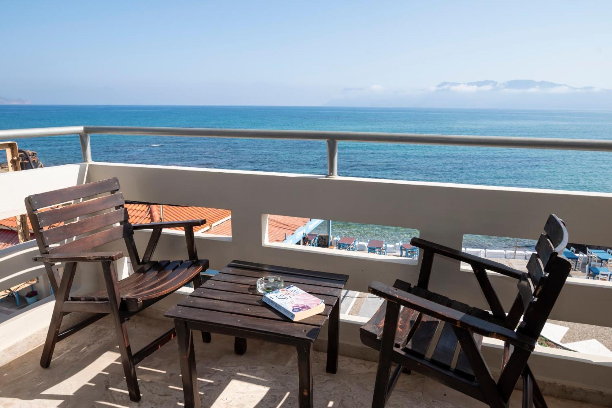 Argo Rooms-Papadakis Kíssamos Exterior foto