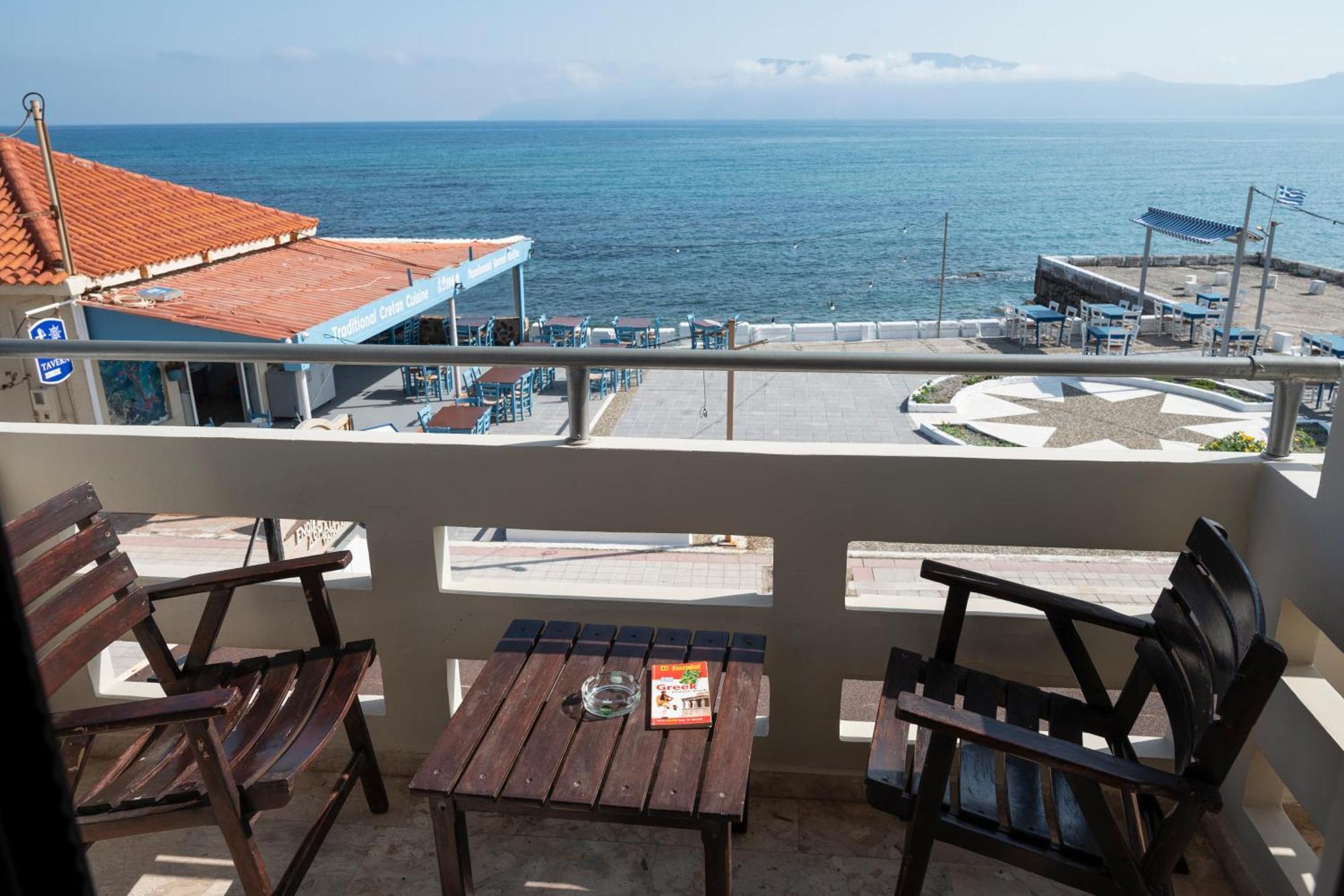 Argo Rooms-Papadakis Kíssamos Exterior foto